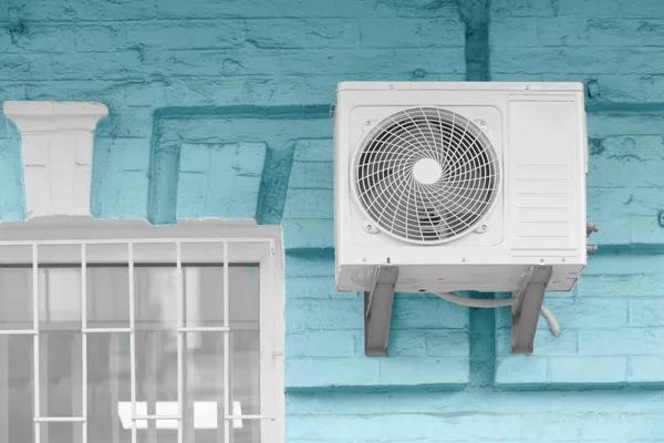 Best Window Air Conditioner for Apartments and Small Spaces